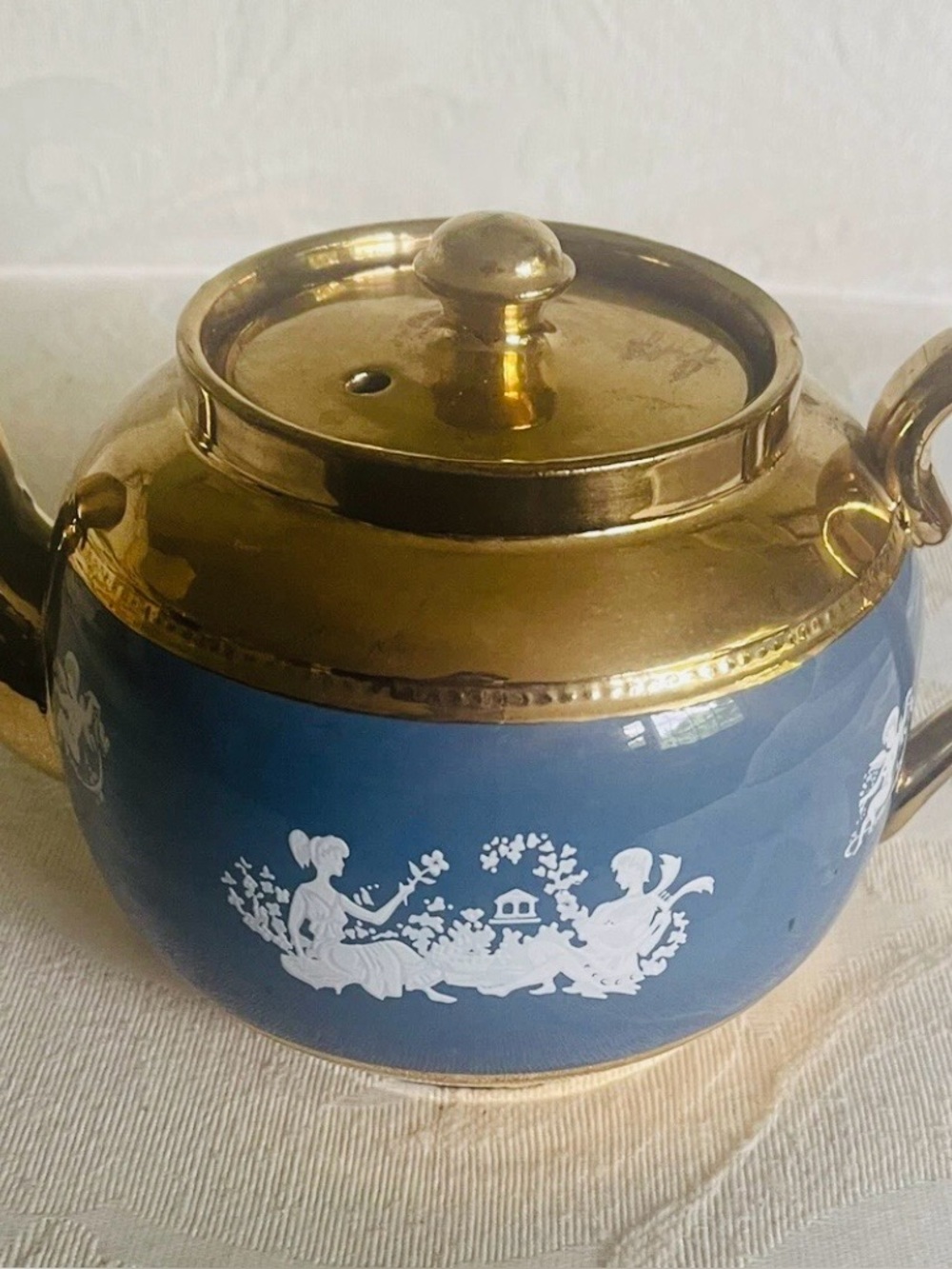 Sudlow Burslem Cupid & Lovers Teapot Cameo Design Mid Century Made In England